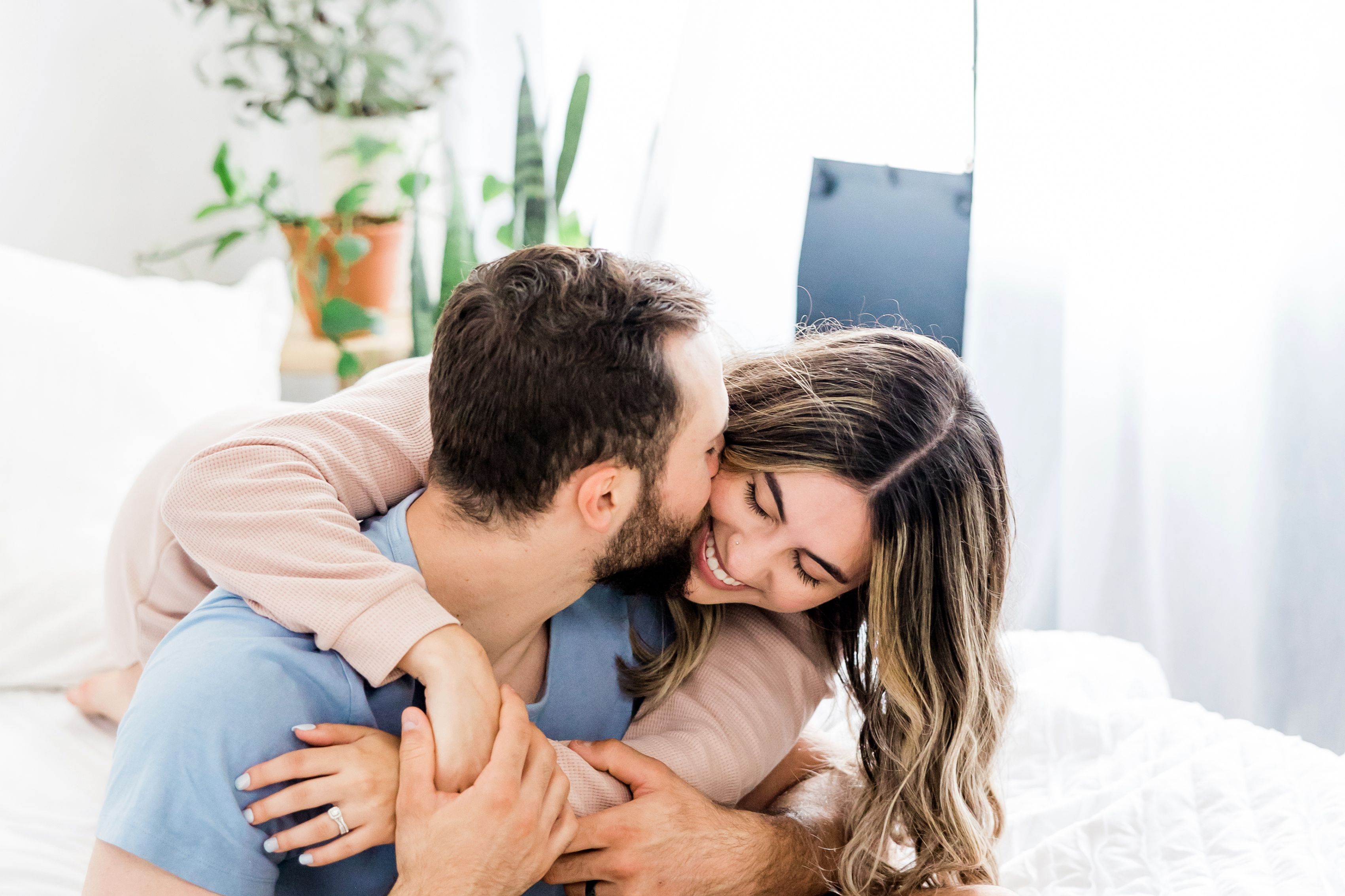 Luận về tình yêu